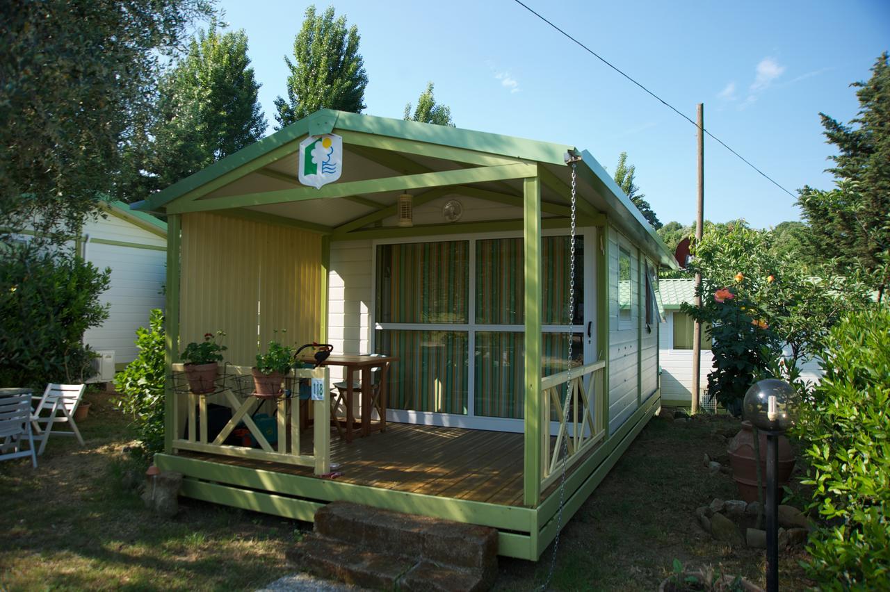 Villaggio Turistico Camping Il Fontino Скарлино Экстерьер фото